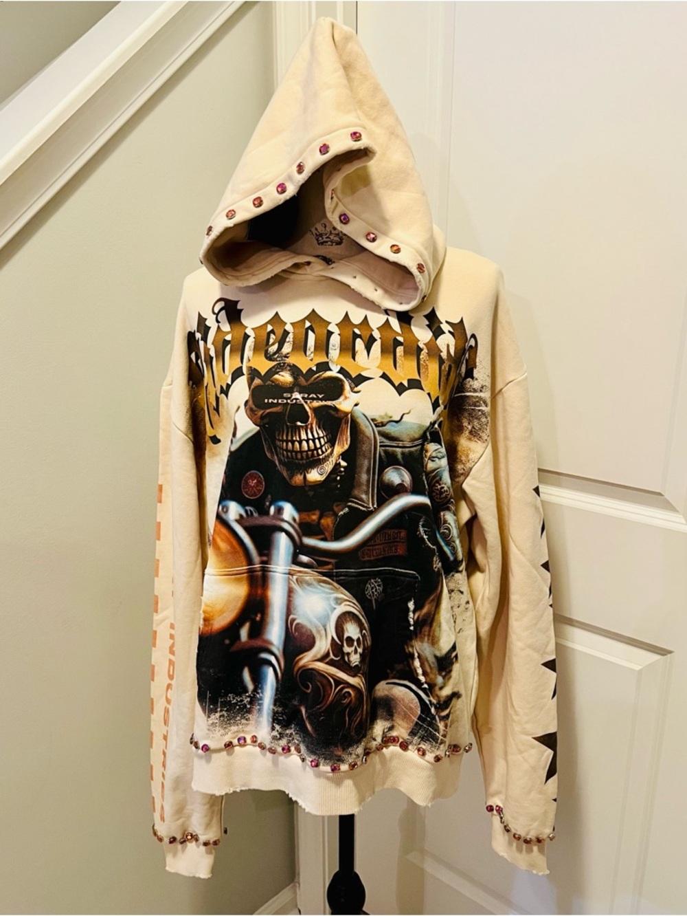 Stray Industries Rhinestone Skull Biker Hoodie NWT Medium